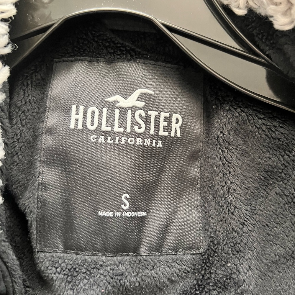 Hollister Black Fleece Jacket